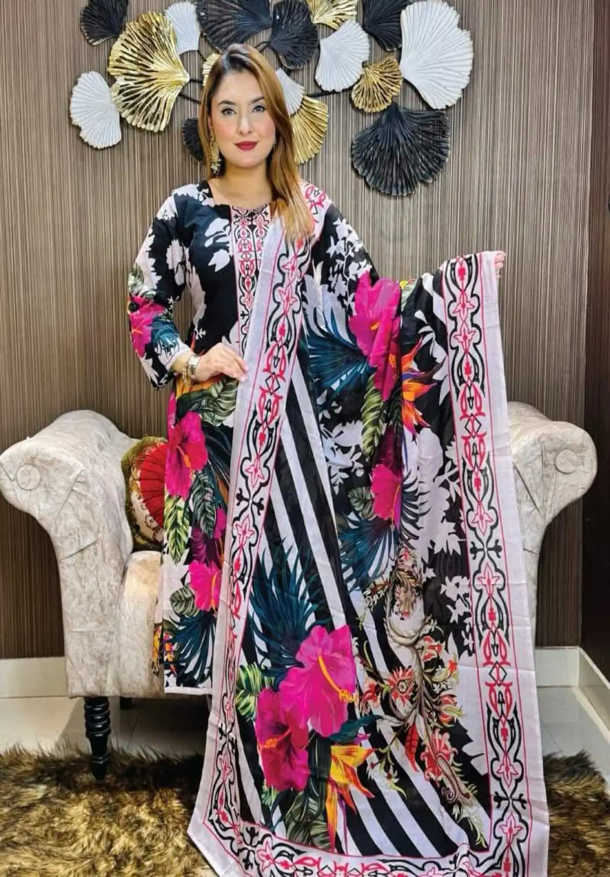 আনস্টিচ প্রিমিয়াম কটন প্রিমিয়াম থ্রি-পিস জামা + ওড়না + প্যান্ট (Z-05)