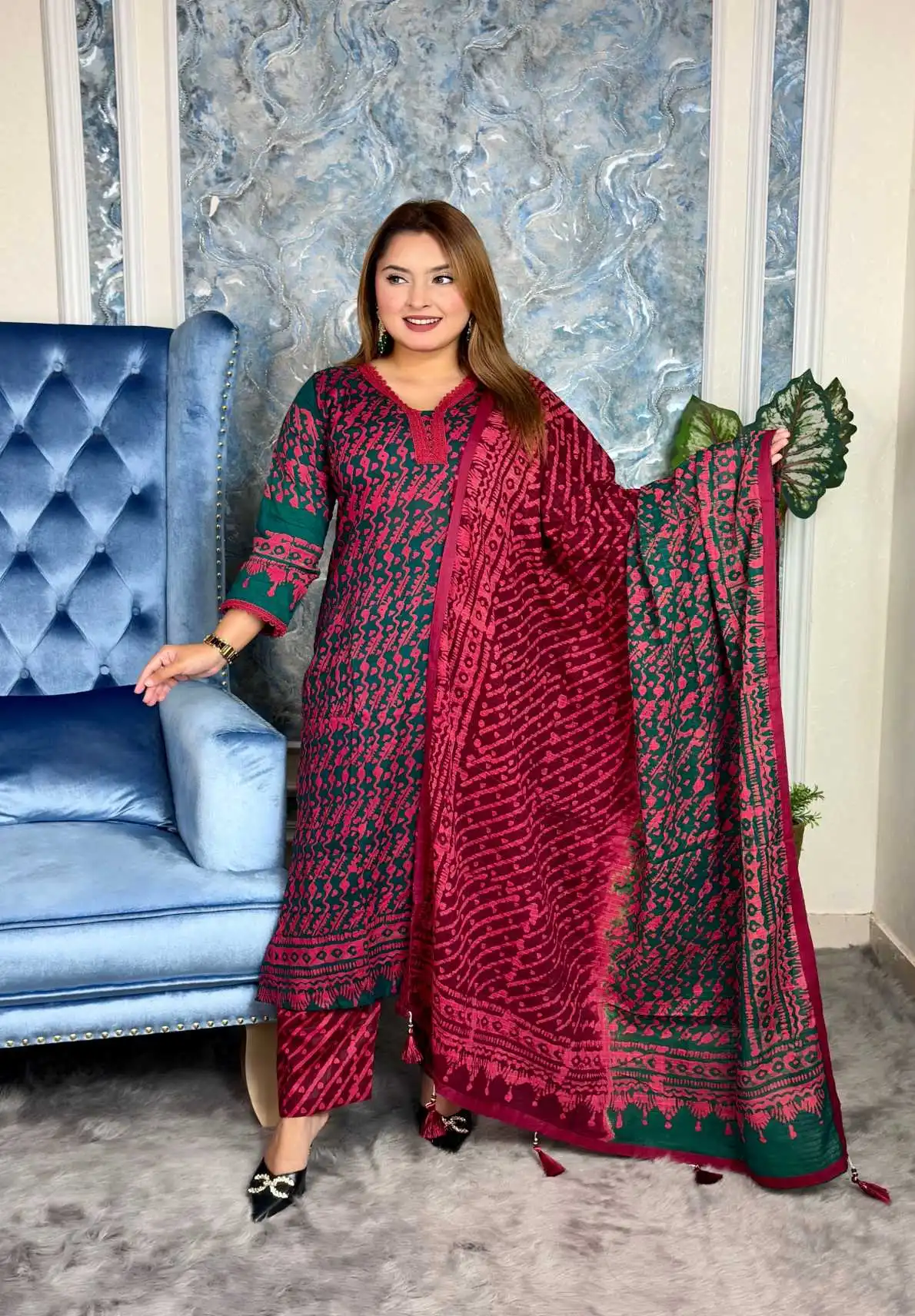 আনস্টিচ প্রিমিয়াম কটন বেক্সি বাটিক থ্রি-পিস জামা + ওড়না + প্যান্ট (BB-1)