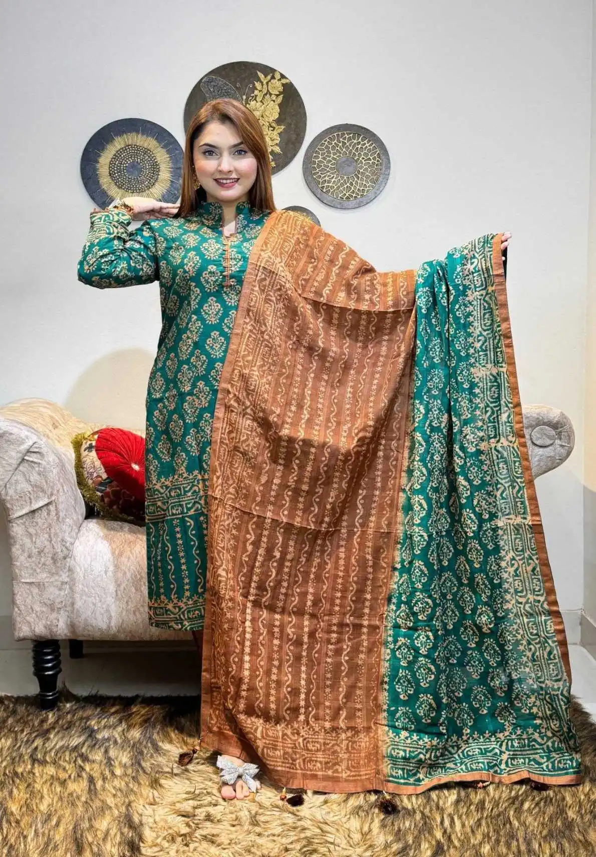 আনস্টিচ প্রিমিয়াম কটন বেক্সি বাটিক থ্রি-পিস জামা + ওড়না + প্যান্ট (BB-4)